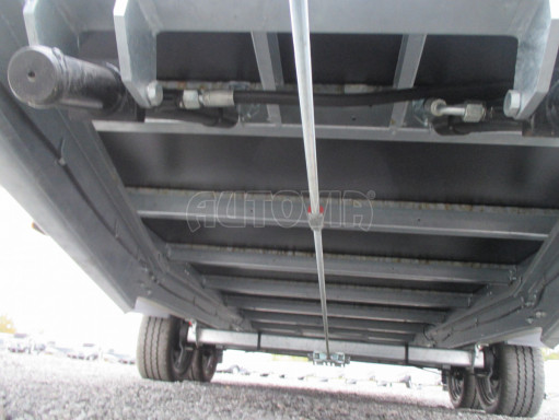 Přívěs pro přepravu aut AD 2,7T 5,15x2,09/0,35 hydraulicky sklopný valník č.25
