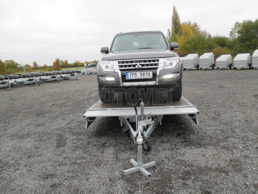 Přívěs pro přepravu aut AD 2,7T 5,15x2,09/0,35 hydraulicky sklopný valník č.36