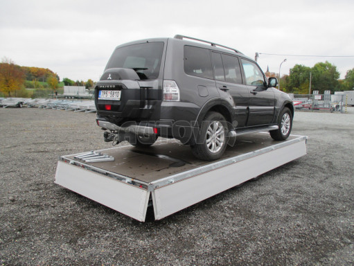 Přívěs pro přepravu aut AD 2,7T 5,15x2,09/0,35 hydraulicky sklopný valník č.41