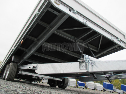 Přívěs pro přepravu aut AD 2,7T 5,15x2,09/0,35 hydraulicky sklopný valník č.61