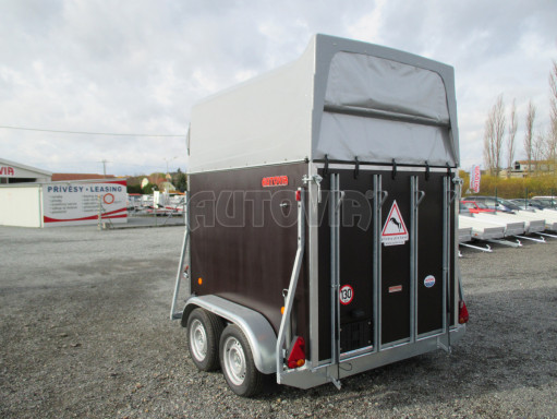 Přívěs pro přepravu koní LODESTAR 2,7T Brown sedlovna č.4