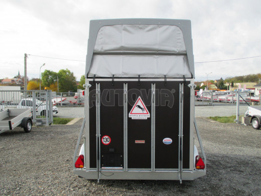 Přívěs pro přepravu koní LODESTAR 2,7T Brown sedlovna č.5