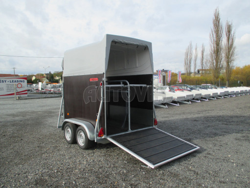 Přívěs pro přepravu koní LODESTAR 2,7T Brown sedlovna č.14