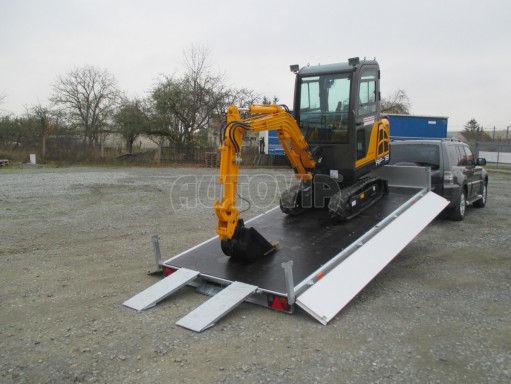 Univerzální přívěs AD 2,7T 4,17x2,09/0,35