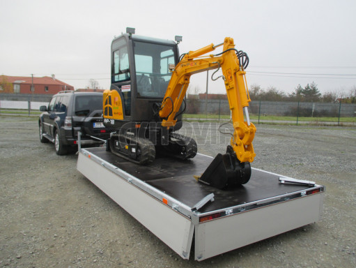 Univerzální přívěs AD 2,7T 4,17x2,09/0,35