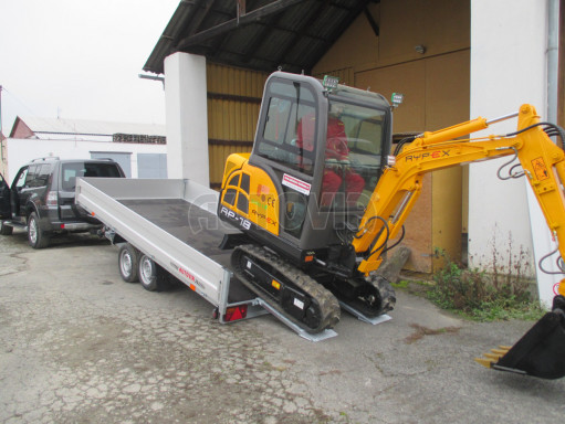 Univerzální přívěs AD 2,7T 4,17x2,09/0,35