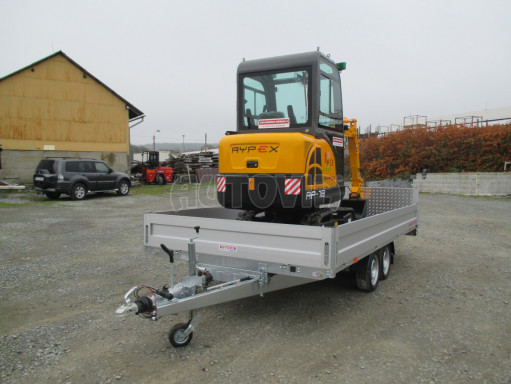 Hydraulicky sklopný přívěs valník s nájezdným čelem AD 2,7T 4,17x2,09/0,35 POČ