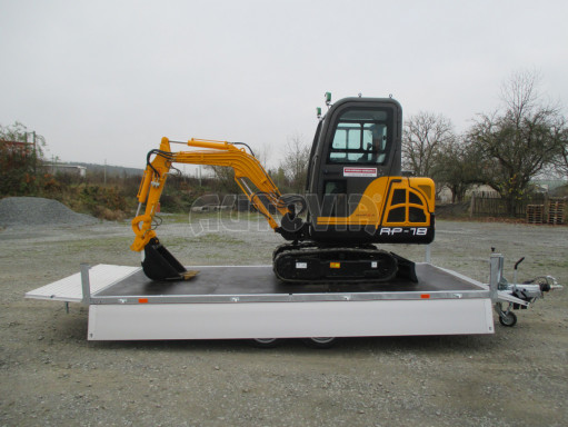 Hydraulicky sklopný přívěs valník s nájezdným čelem AD 2,7T 4,17x2,09/0,35 POČ