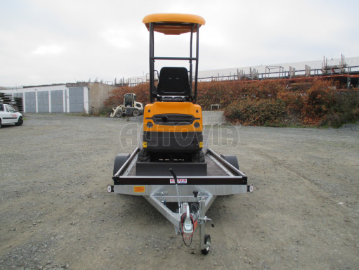 Brzděné naklápěcí plato SP 31 1,3T B1 3,01x1,54