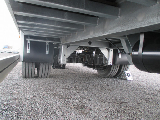 Jednonápravový 15-ti paletový vzduchem brzděný nákladní přívěs MD 10T 6,10 x 2,48/2,60 č.10