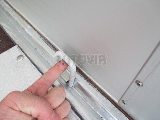 Jednonápravový 15-ti paletový vzduchem brzděný nákladní přívěs MD 10T 6,10 x 2,48/2,60 č.29