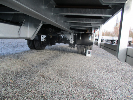 Jednonápravový 18-ti paletový vzduchem brzděný nákladní přívěs MD 10T 7,40 x 2,48/2,50 č.15