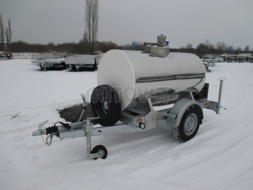 Přívěsný vozík -ZV26B1 1,8T izolovaná cisterna na pitnou vodu č.1