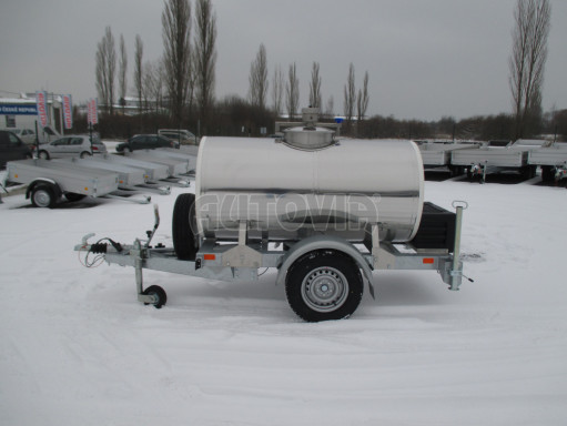 Přívěsný vozík -ZV26B1 1,8T izolovaná cisterna na pitnou vodu č.9