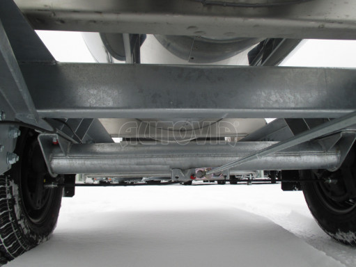 Přívěsný vozík -ZV26B1 1,6T/1m3  izolovaná cisterna na pitnou vodu