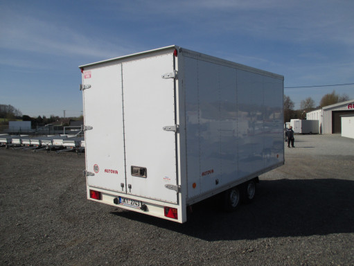 Skříňový přívěs CARGO VAN 2,5T 4,15x2,10/2,05 č.5