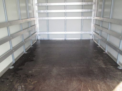 Skříňový přívěs CARGO VAN 2,5T 4,15x2,10/2,05 č.16