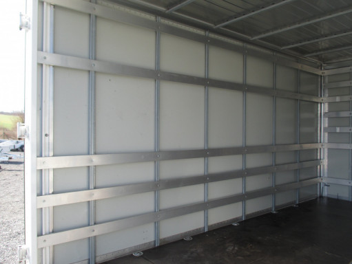 Skříňový přívěs CARGO VAN 2,5T 4,15x2,10/2,05 č.17