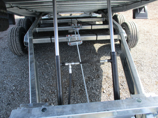 Sklápěcí přívěs na auta AD 3,5T B3 4,50x2,09/2,0m  valník 1350