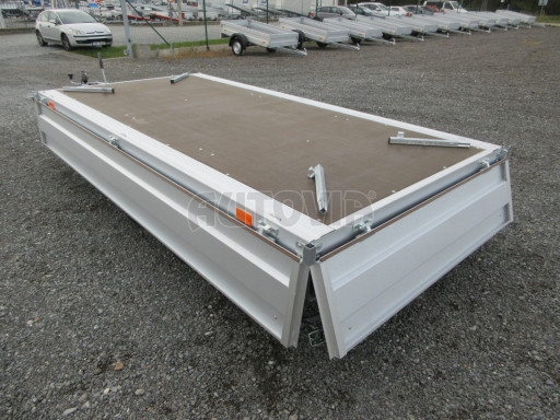 Přívěsný vozík ZV 32/22 2,7T B2 3,00x1,50/0,35 AME č.19