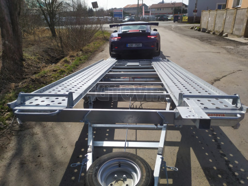 Přívěs pro přepravu sportovních aut  KAR 47 3,0T 4,70 x 2,015 č.5