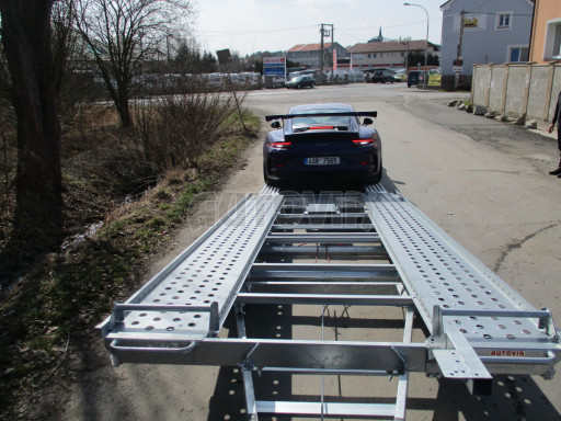 Přívěs pro přepravu sportovních aut  KAR 47 3,0T 4,70 x 2,015 č.10