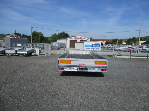 Třínápravový nákladní přívěs DN 3,5T B3 8,60x2,47/0,35 13