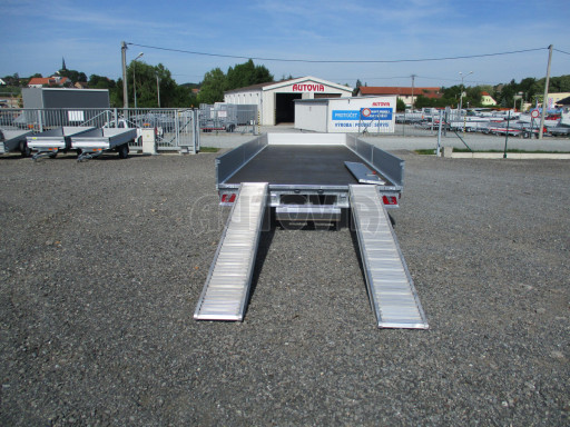 Třínápravový nákladní přívěs DN 3,5T B3 8,60x2,47/0,35 13