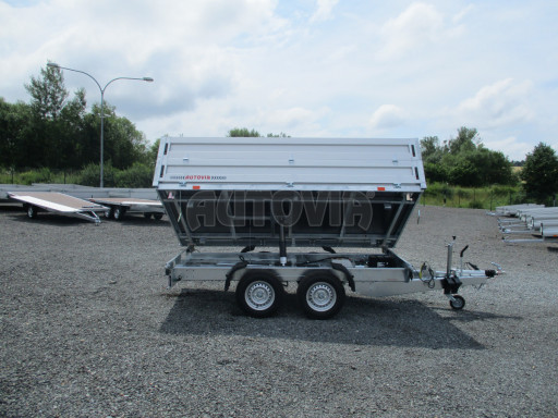 Třístranný sklopný přívěs s nástavbou bočnic ATS 3SKS 2,7T 3,32x1,70/0,70 ECO ZN v elektrice