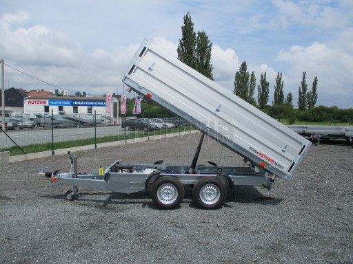 Třístranný sklopný přívěs s nástavbou bočnic ATS 3SKS 2,7T 3,32x1,70/0,70 ECO ZN v elektrice