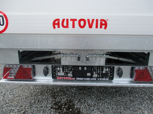 Třístranný sklopný přívěs s nástavbou bočnic ATS 3SKS 2,7T 3,32x1,70/0,70 ECO ZN v elektrice