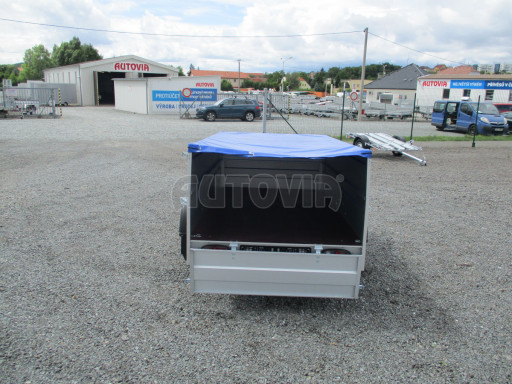 Jednoosý nebrzděný valník s nástavbou bočnic HD 8 750kg 2,27x1,25/0,70 nástavba + plachta č.10
