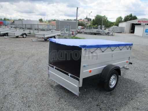 Jednoosý nebrzděný valník s nástavbou bočnic HD 8 750kg 2,27x1,25/0,70 nástavba + plachta č.11