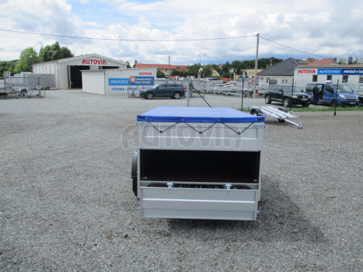 Jednoosý nebrzděný valník s nástavbou bočnic HD 8 750kg 2,27x1,25/0,70 nástavba + plachta č.13
