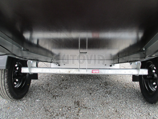 Jednoosý nebrzděný valník s nástavbou bočnic HD 8 750kg 2,27x1,25/0,70 nástavba + plachta č.17