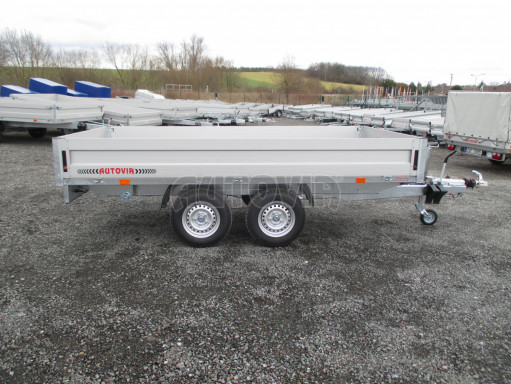 Přívěs dvounápravový za osobní auto ZV 33 2,7T B2 3,33x1,70/0,35 box na nájezdy
