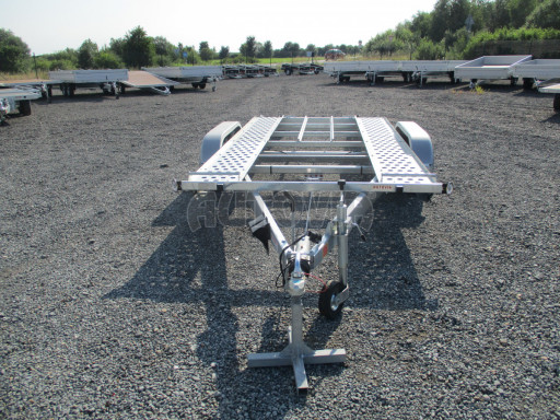 Přívěs pro přepravu aut PM 2,7T 3,95x2,00