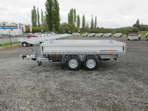 Třístranný sklopný přívěs ATS 3SKS 3,5T 3,32x1,70/0,35 ruč, atyp bočnice