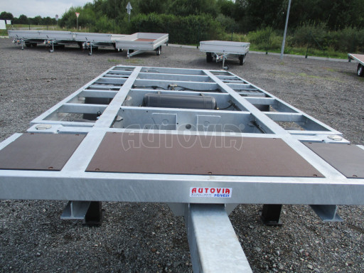TRAKTOROVÝ přívěs pro kontejner AGV 8T 5,00x2,30 č.9