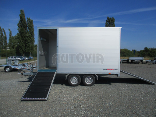 Přívěs pro přepravu zvířat VT 3,5T 3,95x2,20/1,90 č.9