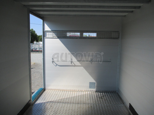 Přívěs pro přepravu zvířat VT 3,5T 3,95x2,20/1,90 č.15