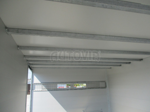 Přívěs pro přepravu zvířat VT 3,5T 3,95x2,20/1,90 č.16