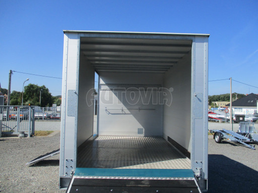 Přívěs pro přepravu zvířat VT 3,5T 3,95x2,20/1,90 č.19