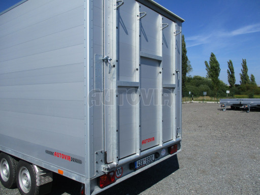 Bazarový přívěs pro přepravu zvířat VT 3,5T 3,95x2,20/2,13 č.24