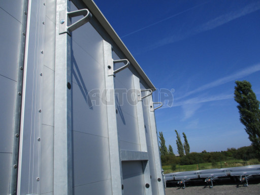 Přívěs pro přepravu zvířat VT 3,5T 3,95x2,20/1,90 č.23