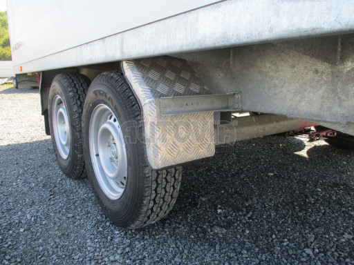 Přívěs pro přepravu zvířat VT 3,5T 3,95x2,20/1,90 č.25