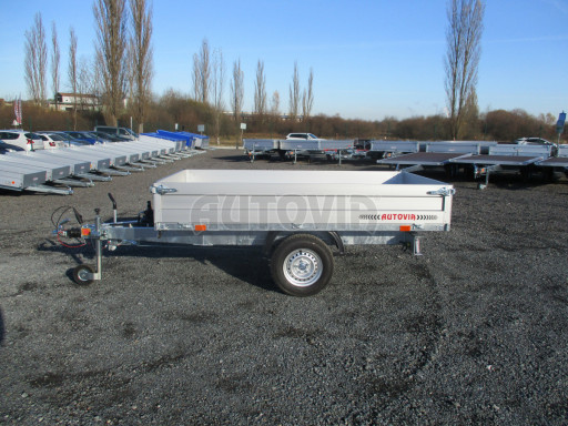 Sklápěcí přívěs DLT 1,3T 2,57x1,48/0,35 ruč, plech podlaha