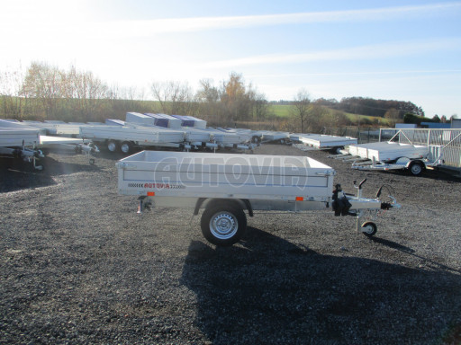 Sklápěcí přívěs DLT 1,3T 2,57x1,48/0,35 ruč, plech podlaha
