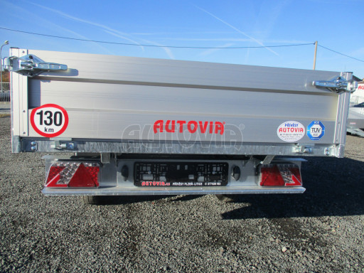 Sklápěcí přívěs DLT 1,3T 2,57x1,48/0,35 ruč, plech podlaha