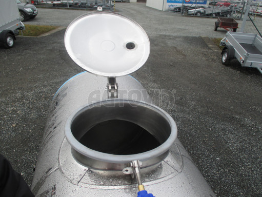 Přívěsný vozík -ZV26B1 1,8T/1m3 izolovaná cisterna na pitnou vodu